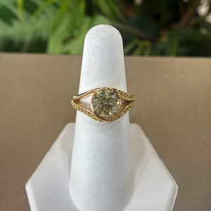 Natural yellow GIA diamond ring
